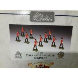2 VERSCHILLENDE ENGELSE CEREMONIE SOLDATEN sets by W.BRITAIN