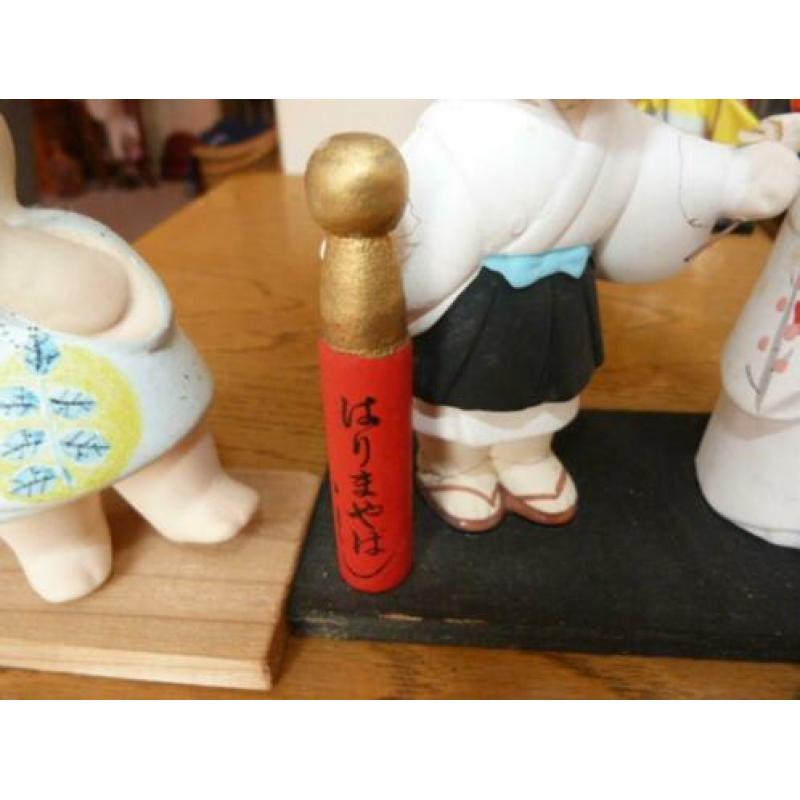 2 Japanse bisquit figuurtjes 14 cm en 11 cm hoog