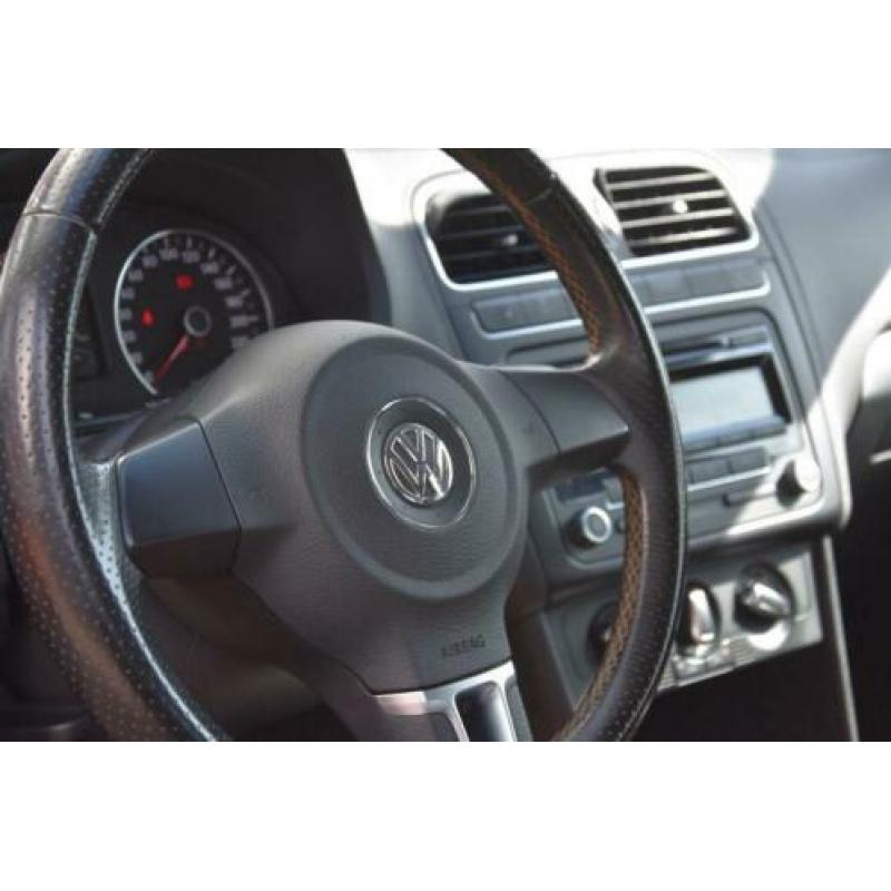 Volkswagen Polo 1.4-16V Cross