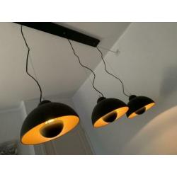 Industriële hanglampen eettafel