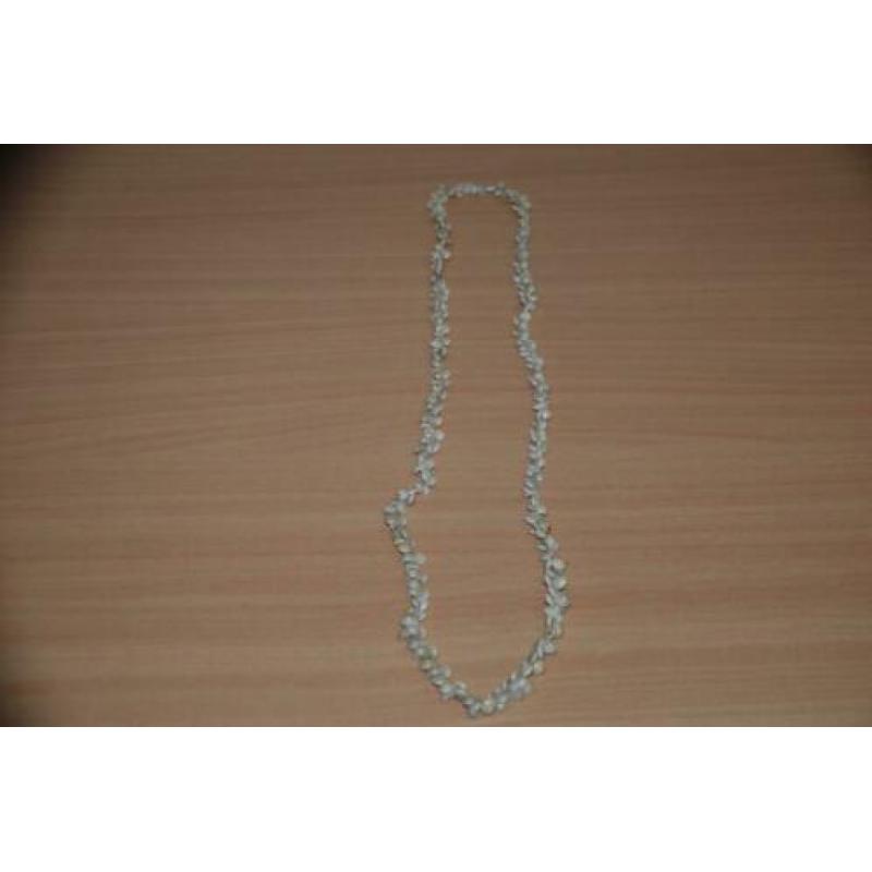 Ketting schelpen wit ( kleinste schelpen).