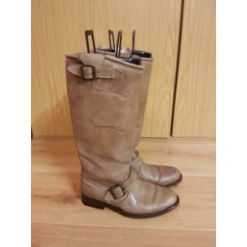 Sendra mt.37 hoge laarzen beige leer en lage zool