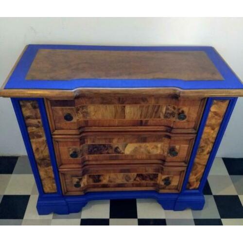Funky Dressoir Notenfineer