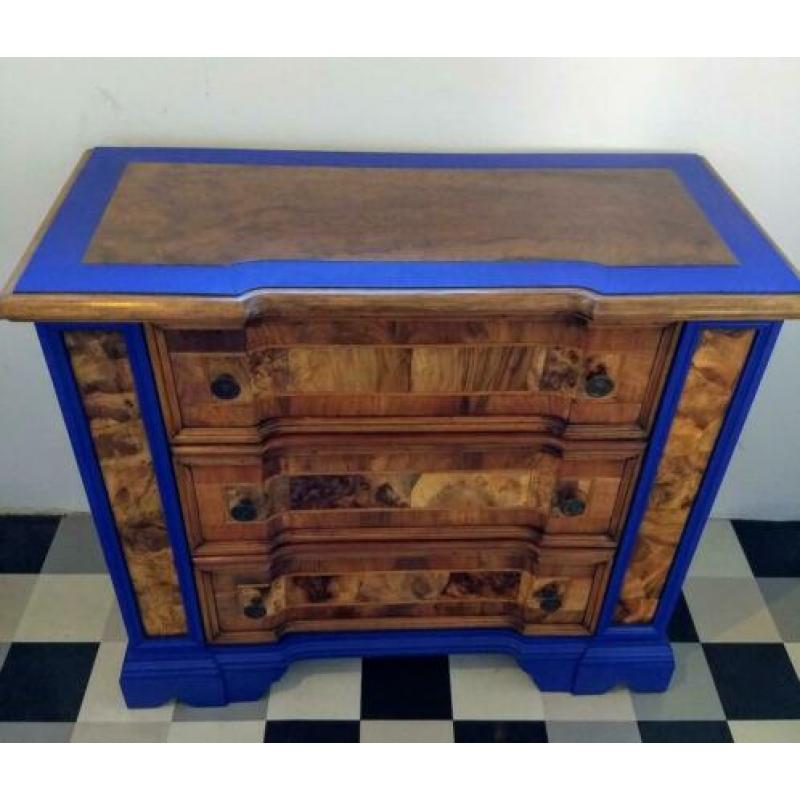 Funky Dressoir Notenfineer