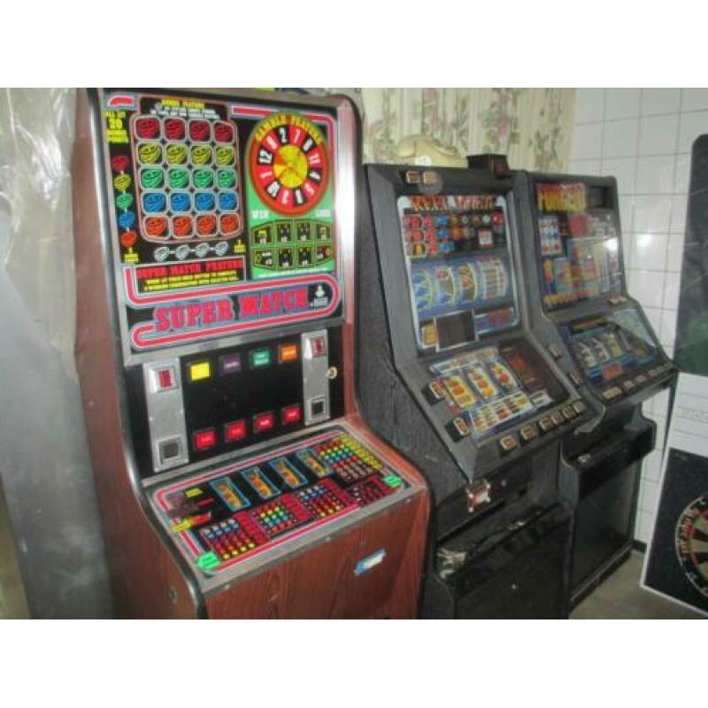 3 x fruitautomaat / gokkast