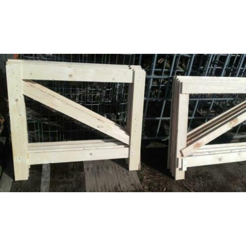 Hekken, hekjes, hekwerk van hout, div. hoogtes en lengtes