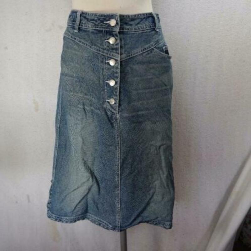Leuke spijkerrok.Mt 36.Merk Vero Moda