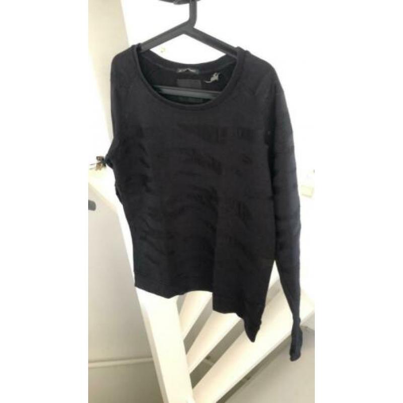 Zwarte sweater van Maison Scotch in maat 4