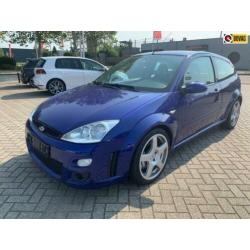 Ford Focus 2.0-16V RS Turbo