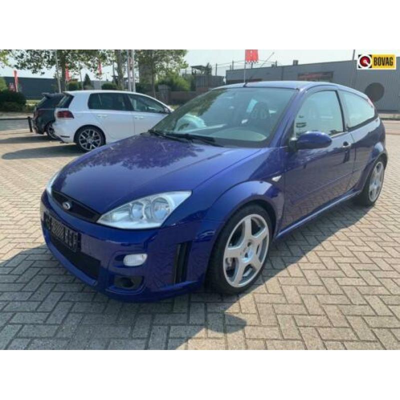 Ford Focus 2.0-16V RS Turbo