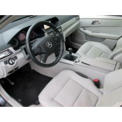 Mercedes E-klasse Estate E200 CDI NW MODEL LEER NAVI BJ 2010