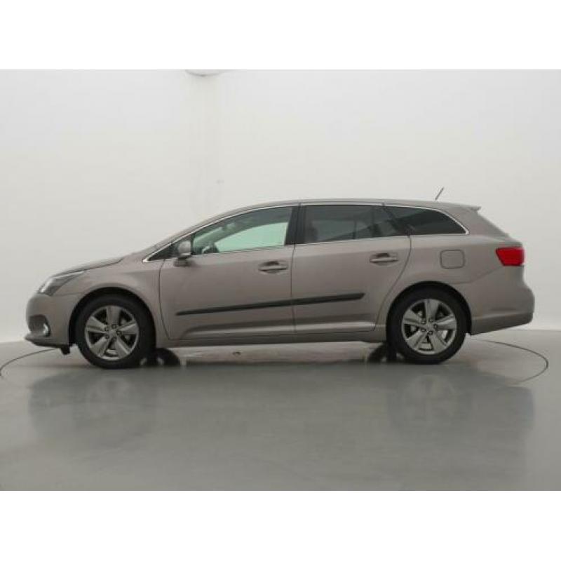 Toyota Avensis Wagon 1.8 Dynamic | Navi | Leder (bj 2014)