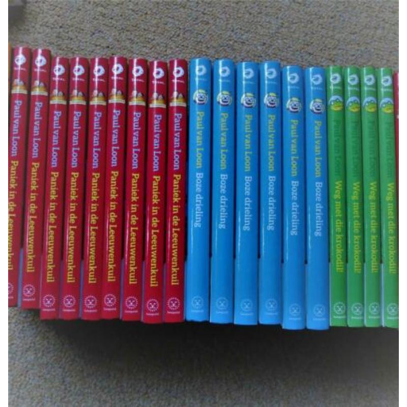 Diverse boeken van Paul van Loon