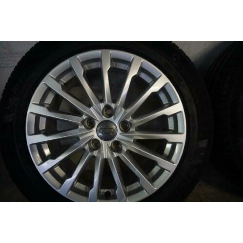 17 inch origineel Audi Q2 veelspaak design 215/55/R17