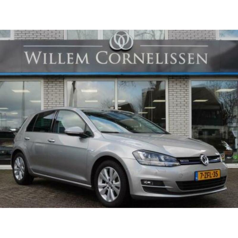 Volkswagen Golf 1.6 TDI Highline BlueMotion Navigatie Xenon/