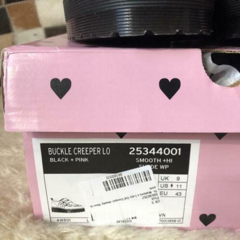 Dr Martens Lazy Oaf buckle creepers maat 43 zwart roze