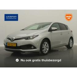 Toyota Auris 1.2T Trend | Navigatie | Panoramadak | Trekhaak