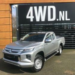 Mitsubishi L200 2.2 DI-D Club Cab Invite AIRCO/4WD /ELECTR P