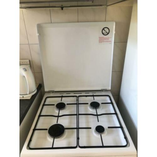 Gasfornuis met oven.