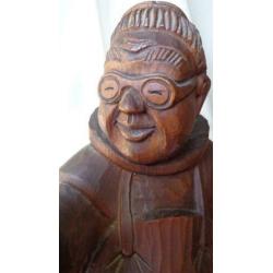 Hand gesneden houten monnnik