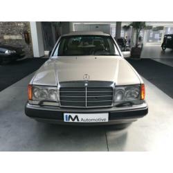 Mercedes-Benz 200-500 (W124) 260 E