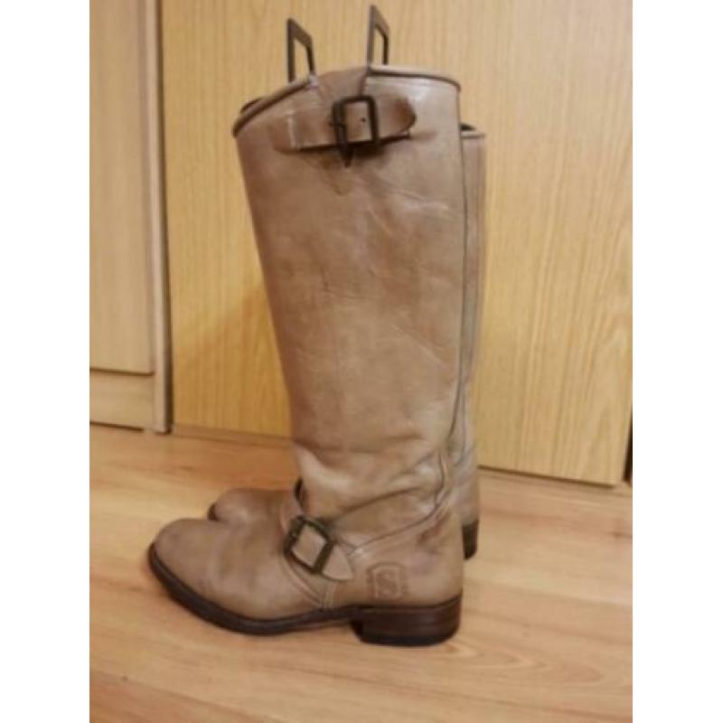 Sendra mt.37 hoge laarzen beige leer en lage zool