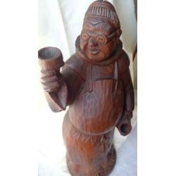 Hand gesneden houten monnnik
