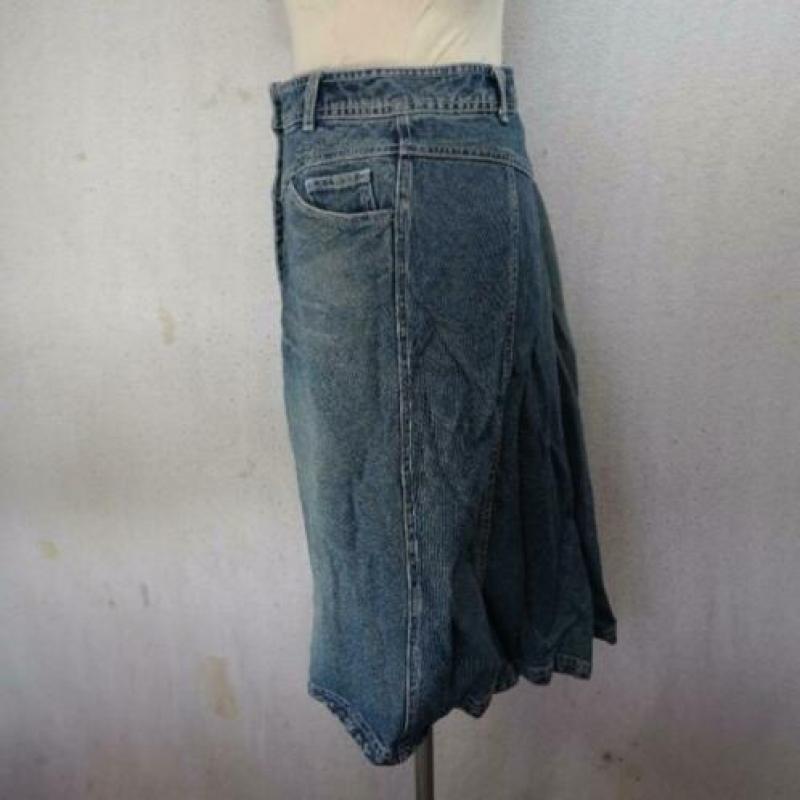 Leuke spijkerrok.Mt 36.Merk Vero Moda