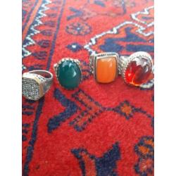 Edel steen agad turquoise.