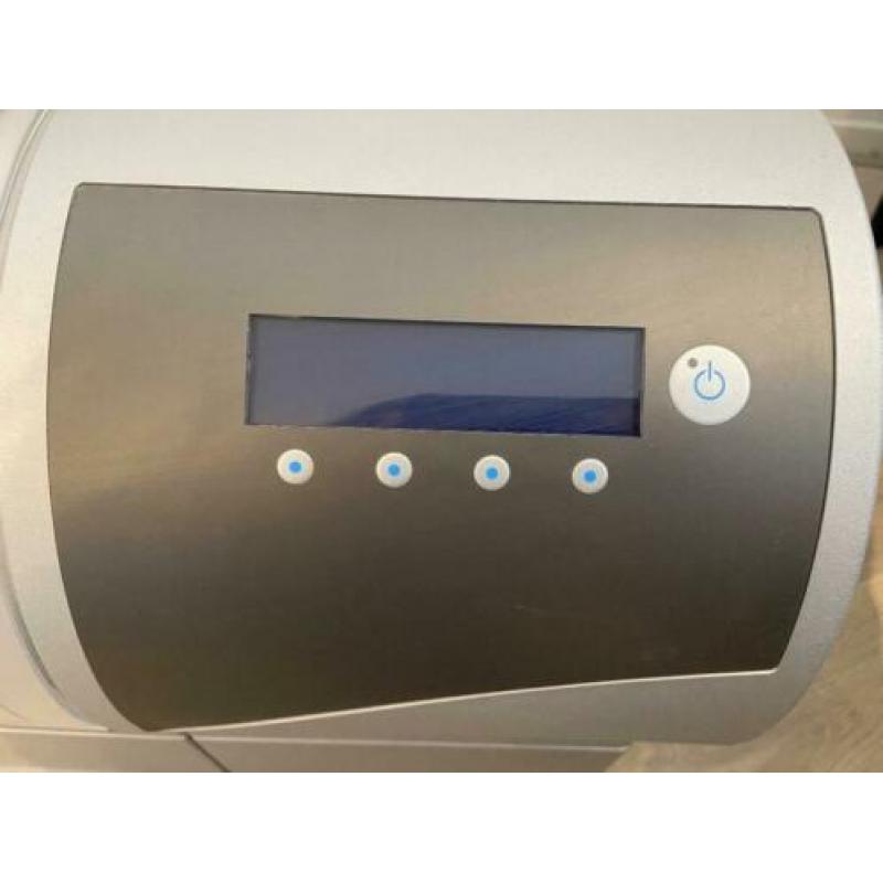 Degudent Brain MCXL milling machine