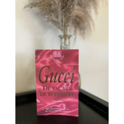 Gucci de val van de hoogmoed elise dubois