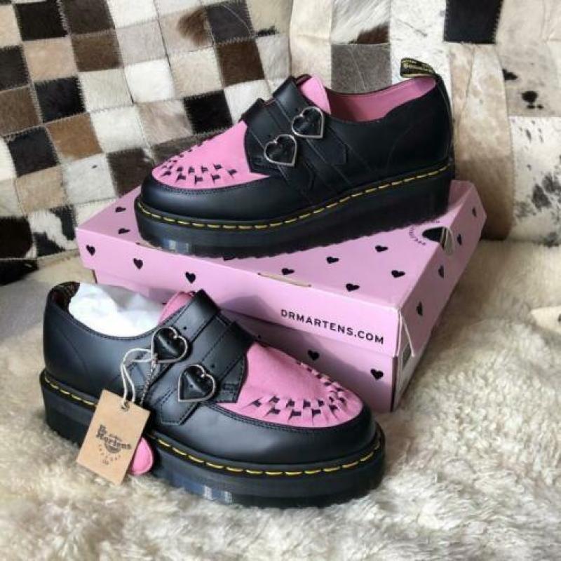 Dr Martens Lazy Oaf buckle creepers maat 43 zwart roze