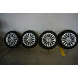 17 inch origineel Audi Q2 veelspaak design 215/55/R17