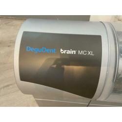 Degudent Brain MCXL milling machine