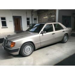 Mercedes-Benz 200-500 (W124) 260 E