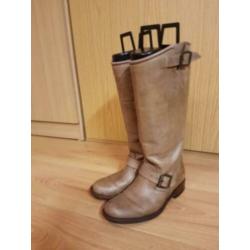 Sendra mt.37 hoge laarzen beige leer en lage zool