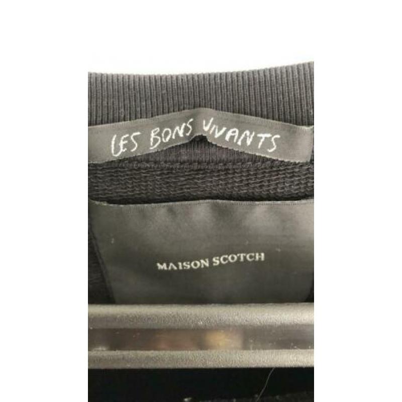 Zwarte sweater van Maison Scotch in maat 4