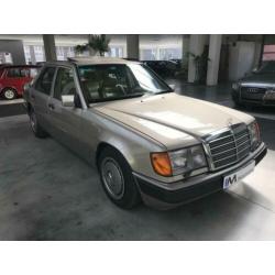 Mercedes-Benz 200-500 (W124) 260 E