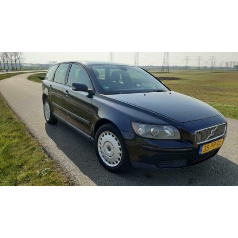Volvo V50 2.4 140PK Geartronic 2004 Zwart