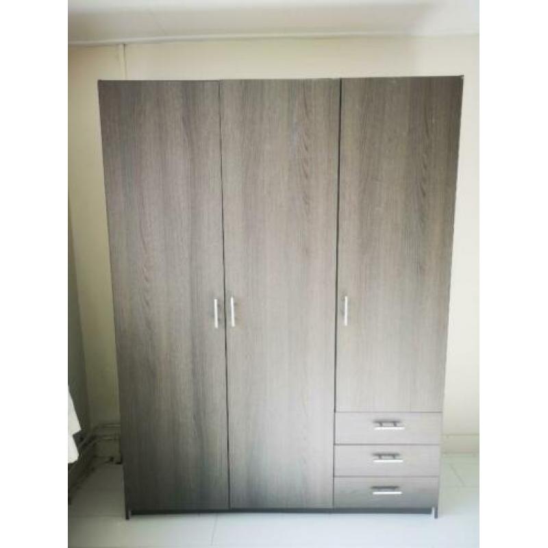 KLEDINGSKAST, grijs-bruin, 149 cm x 50 cm x 200 cm