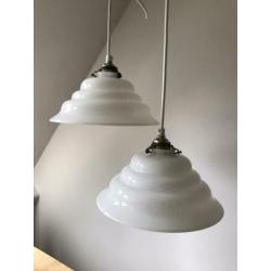 2 vintage melkglas driehoek lampenkap hanglamp opaline wit
