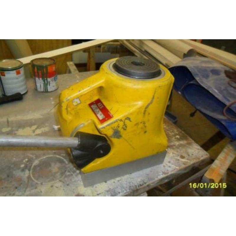 60 tons hydrauliek krik (a16)50