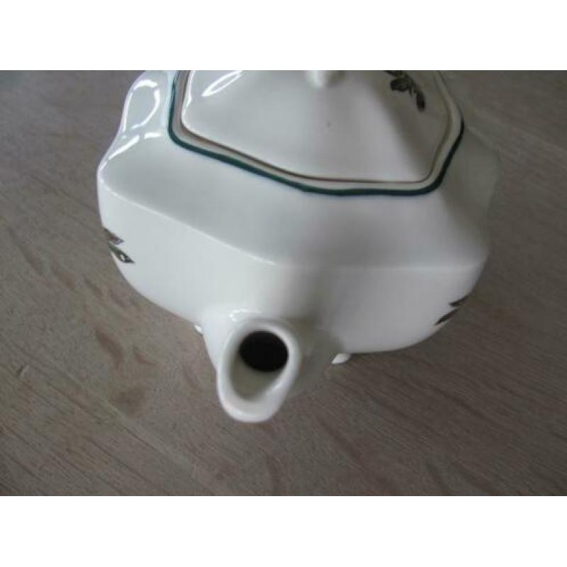 Johnson Brother super gave theepot splinternieuw............