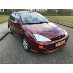 Ford Focus 1.6 Ambiente 1999 Rood | Nieuwe APK | Airco |
