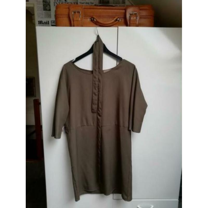 Zusss jurkje groen maat s/m met strik