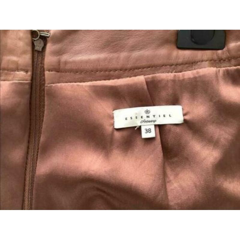 Essentiel lederen cognac kleurige rok. Mt 38