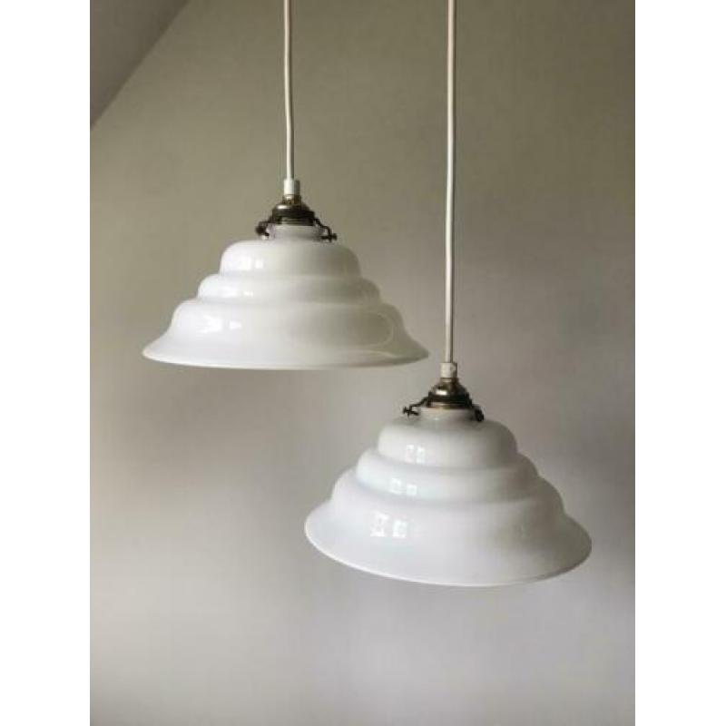 2 vintage melkglas driehoek lampenkap hanglamp opaline wit