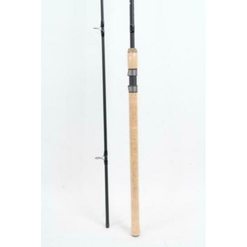 Fox royale barbel specialist 11ft 1.75lb | barbeelhenge 638