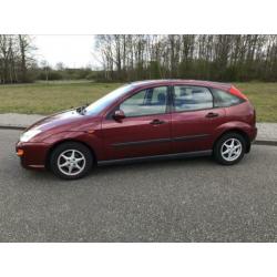 Ford Focus 1.6 Ambiente 1999 Rood | Nieuwe APK | Airco |