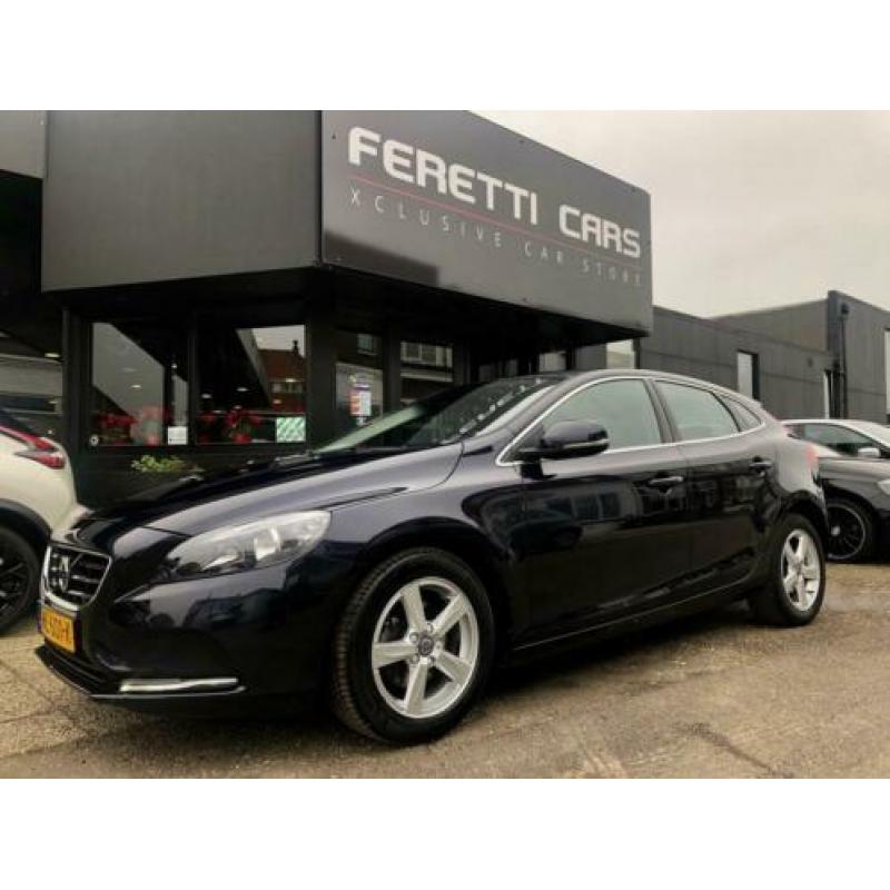 Volvo V40 GRATIS ACTIE! APRIL & MEI...2JAAR RENTEVRIJ LENEN!